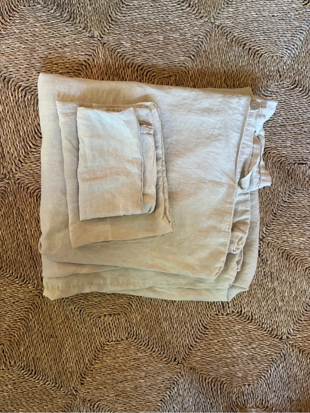 Piglet in bed 100% linen full/ queen duvet cover in oat with pillowcases (2)